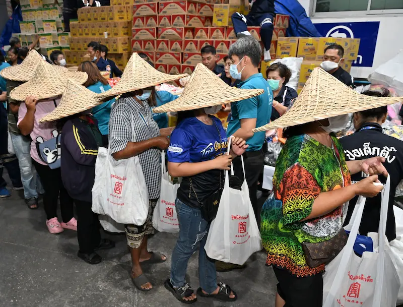มูลนิธิป่อเต็กตึ๊ง ขอเชิญร่วมงานประเพณีทิ้งกระจาด ประจำปี 2569